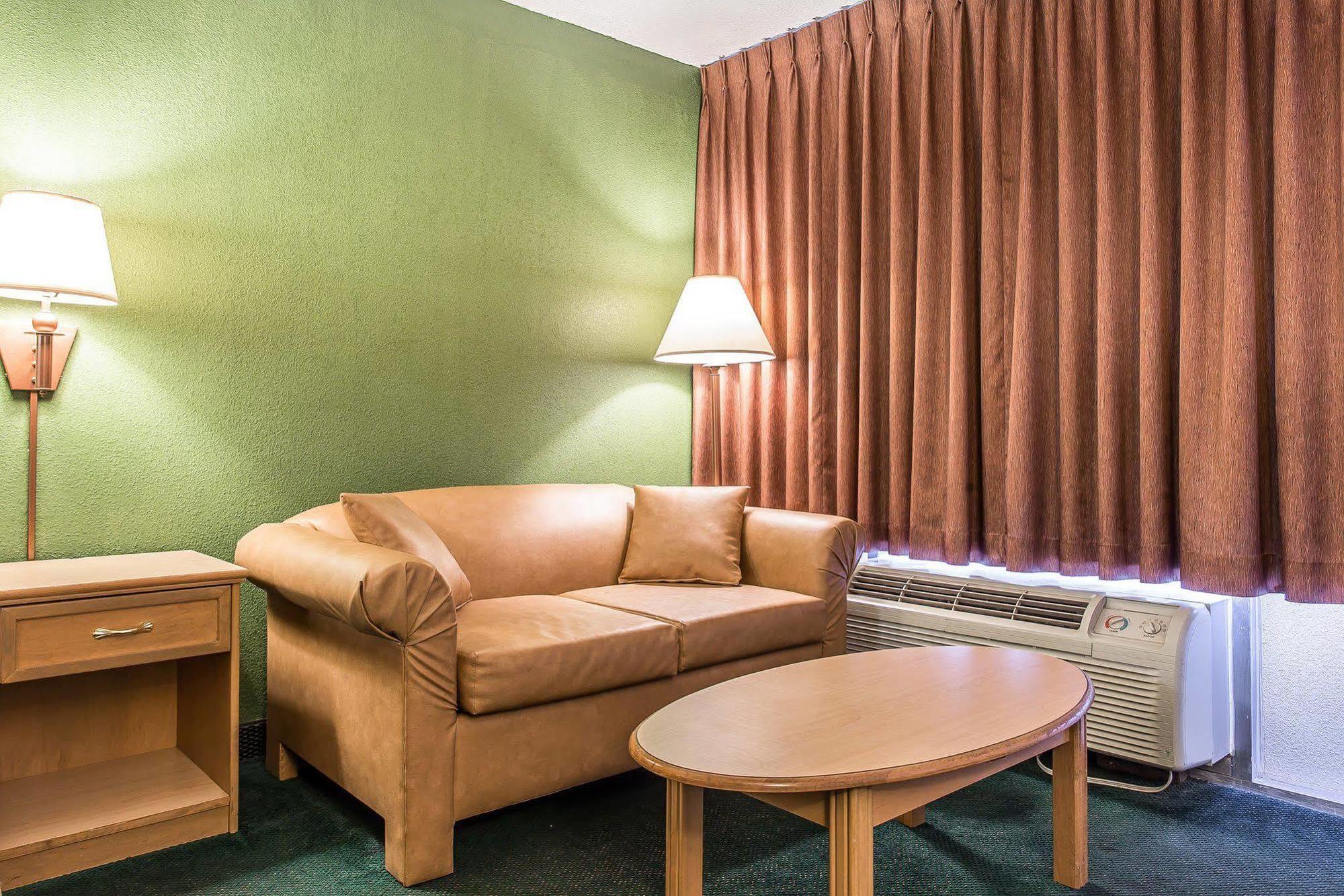Econo-Lodge Of Conway Εξωτερικό φωτογραφία